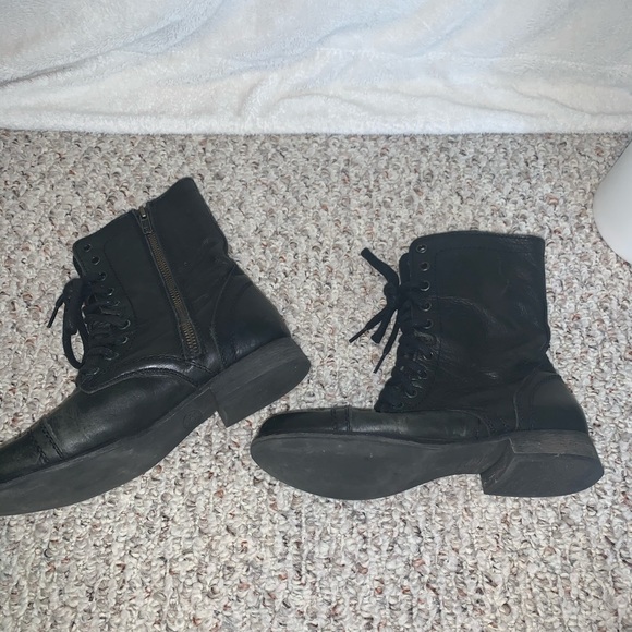 Steve Madden Black Leather Troopa Combat Boots - Picture 4 of 7